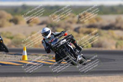 media/Nov-06-2023-Moto Forza (Mon) [[ce023d0744]]/3-Intermediate Group/Session 5 (Turn 4)/